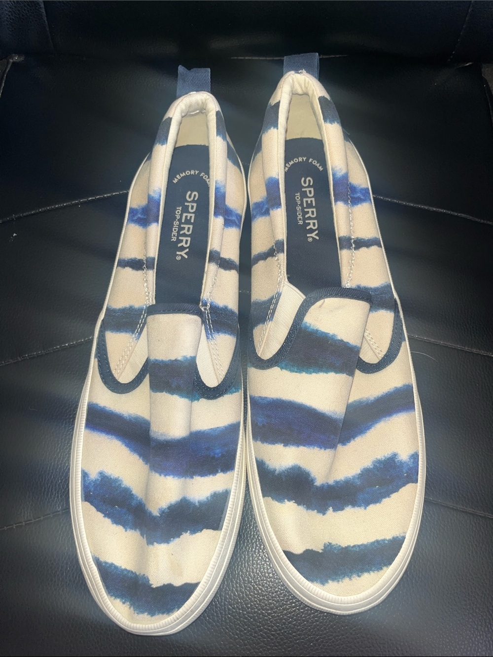 Sperry Crest Twin Gore Navy Tie Dye Stripe Slip Ons - Picture 1 of 6
